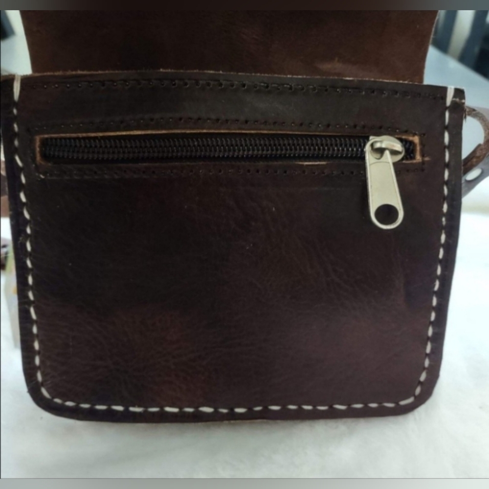 Women's Accessories NWT Morrocan Berber Leather Brown Saddle bag - Picture 2 of 13